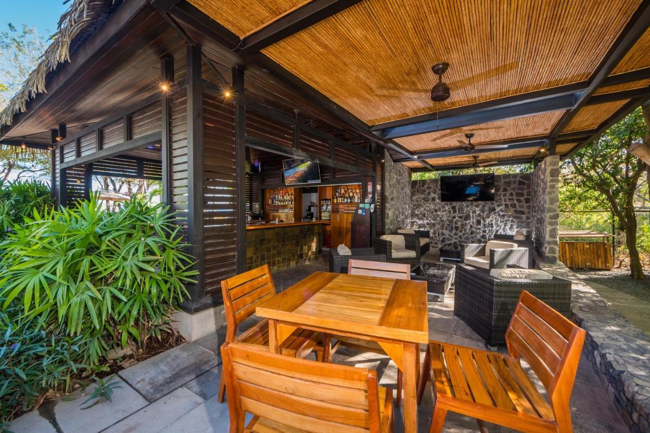 Jet Luxury At Langosta Beach Resort & Villas Tamarindo Eksteriør bilde